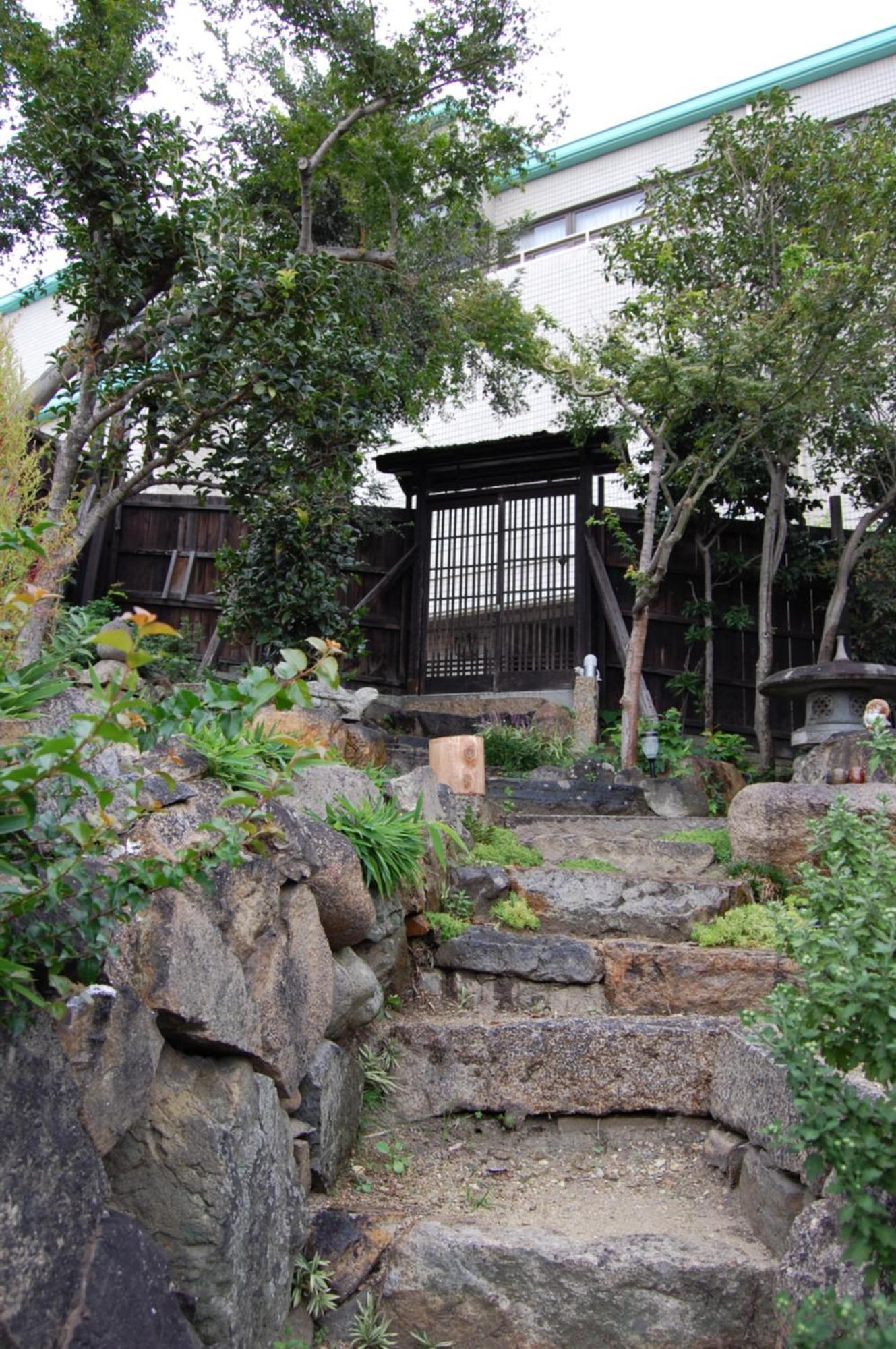 城跡石垣上の絶景古民家宿 鞆城茶屋庵 Tomo Zewnętrze zdjęcie