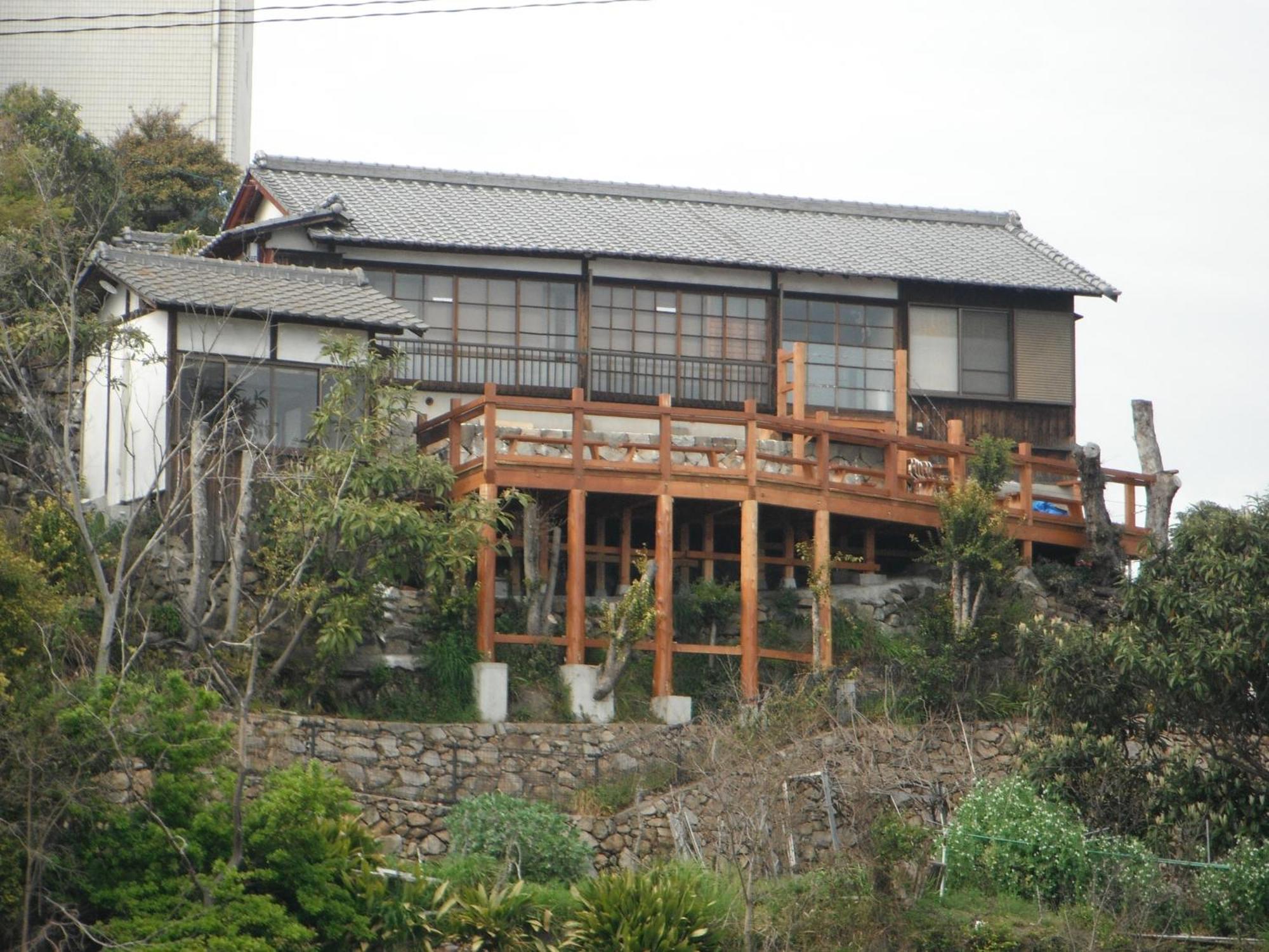 城跡石垣上の絶景古民家宿 鞆城茶屋庵 Tomo Zewnętrze zdjęcie